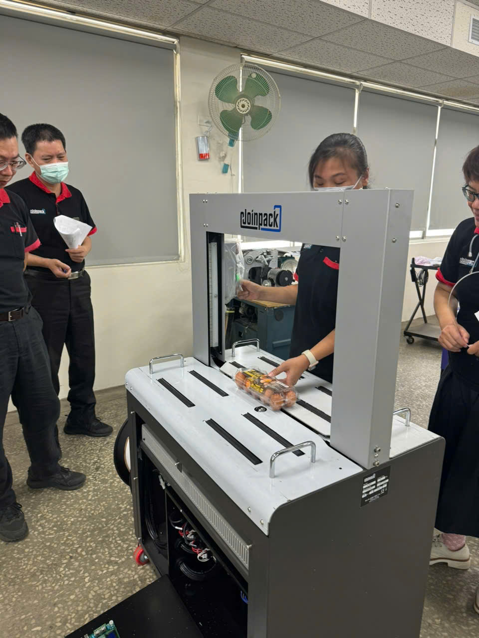 Cấu tạo máy đóng đai thùng