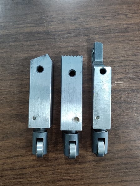 Dao cắt máy đóng đai thùng