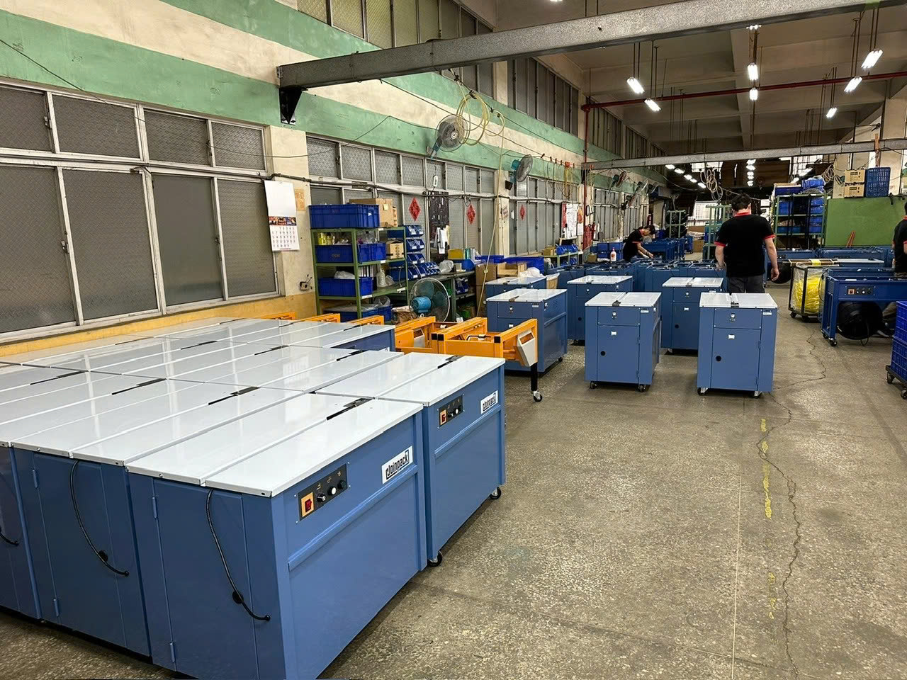 Máy đóng đai bán tự động