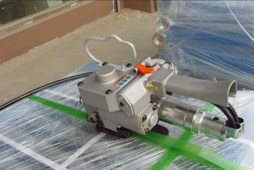 Máy đóng đai nhựa dùng khí nén