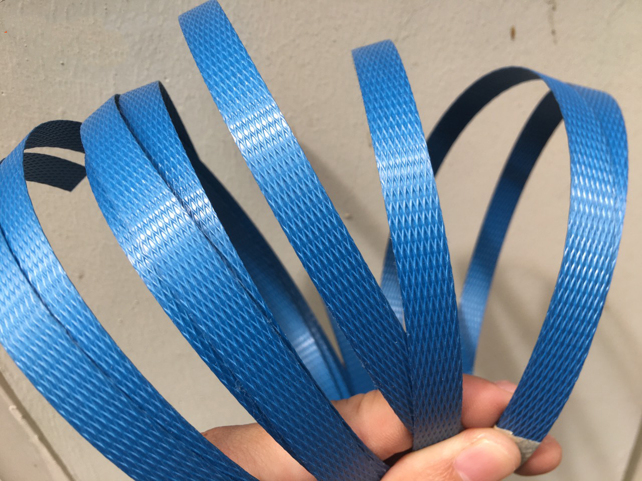 cửa hàng bán dây đai nhựa