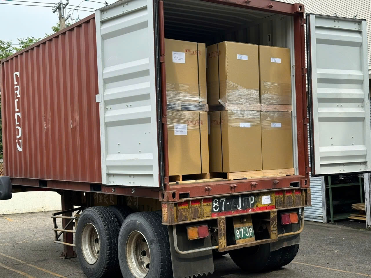 Máy đóng đai thùng Bình Dương