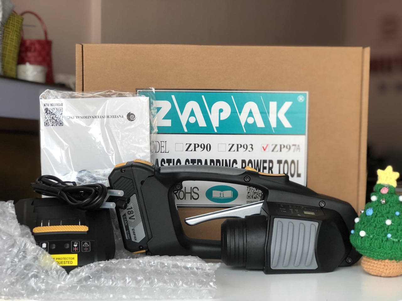 Máy đóng đai dùng PIN ZP97-A