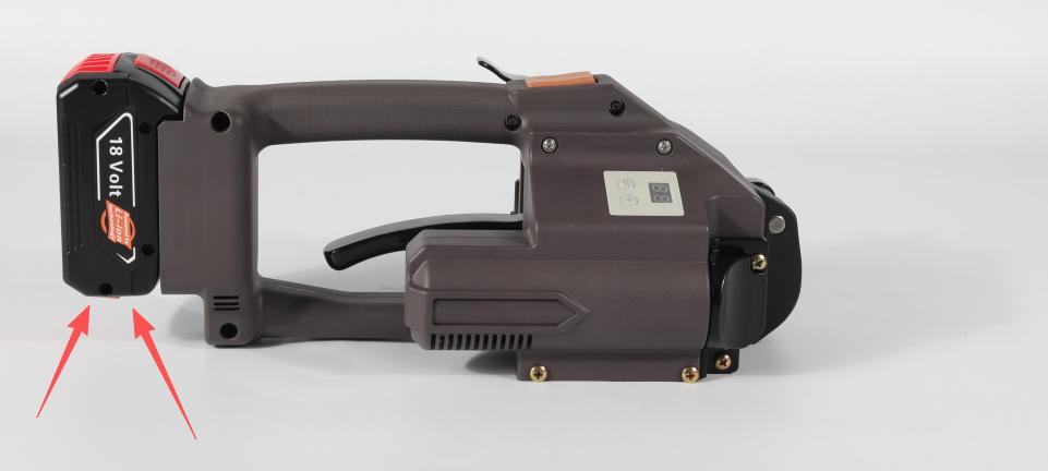 Máy đóng đai nhựa dùng PIN HP-190